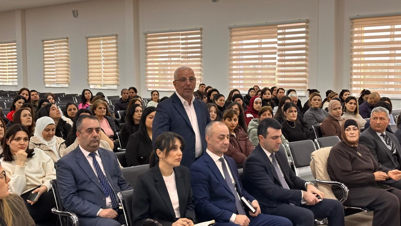 Adil Əliyev vətəndaşların müraciətlərini dinlədi - FOTOLAR